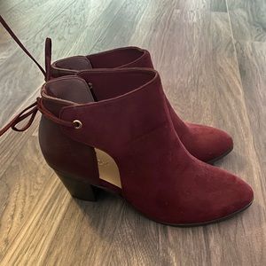 Burgundy heeled bootie